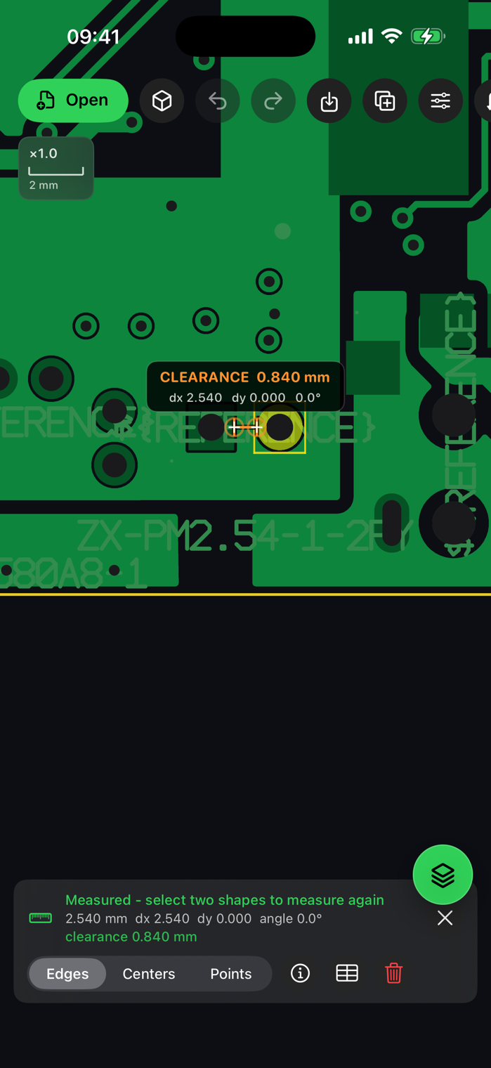 AGBoard mesurant le jeu réel bord à bord entre deux pads PCB